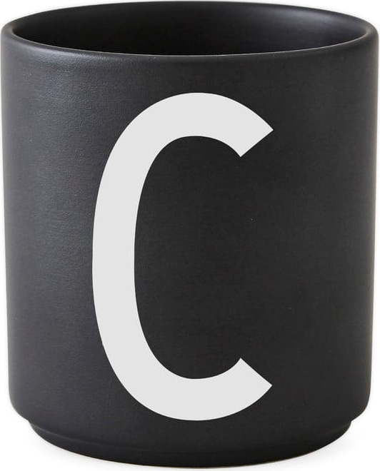Černý porcelánový šálek Design Letters Alphabet C
