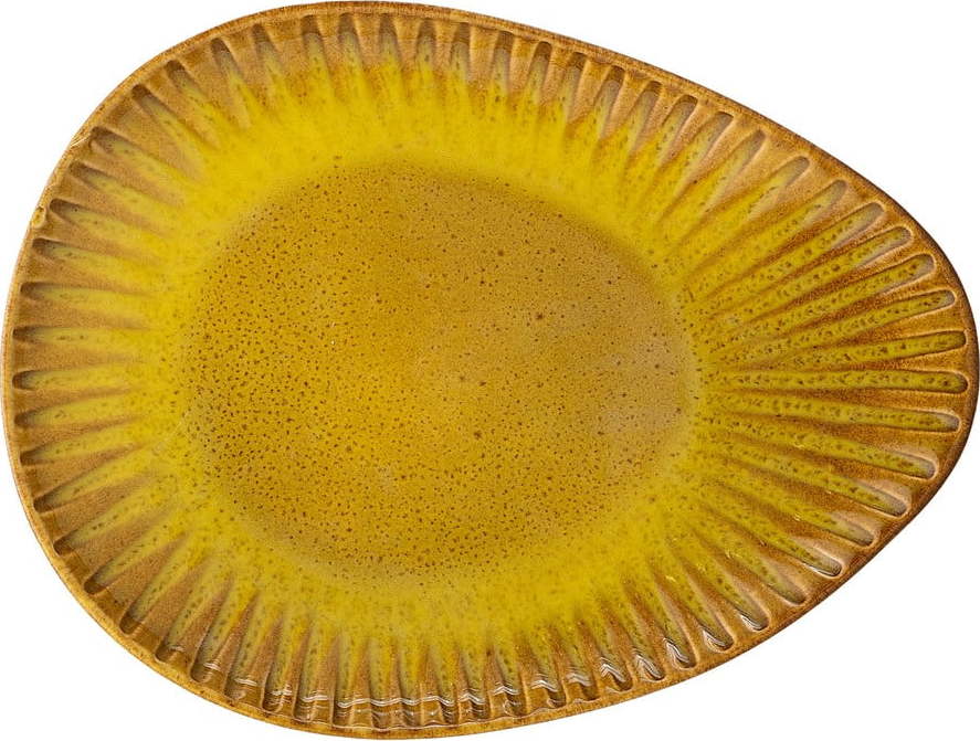 Žlutý servírovací talíř Bloomingville Cala