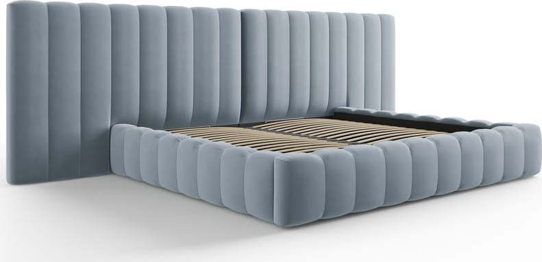 Světle modrá čalouněná dvoulůžková postel s úložným prostorem a roštem 200x200 cm Gina – Milo Casa Milo Casa