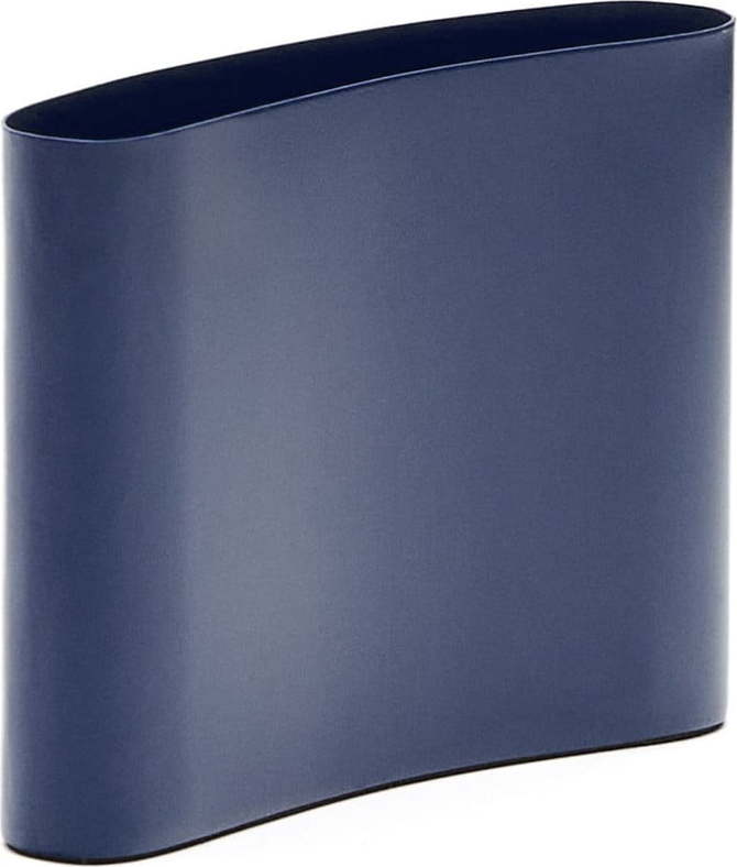 Kovový svícen Mistra – Kave Home Kave Home