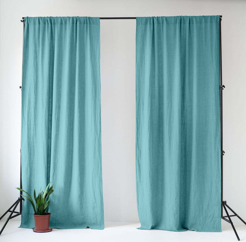 Tyrkysový lněný závěs 140x170 cm Coastal Blue – Linen Tales Linen Tales