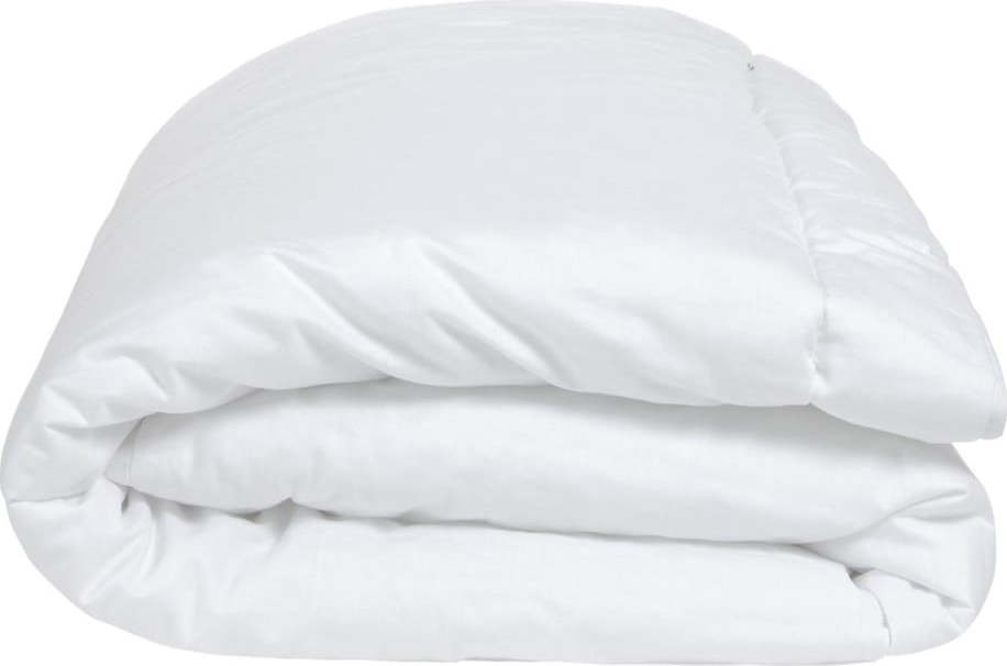 Celoroční přikrývka 150x220 cm Mistral – Kave Home Kave Home