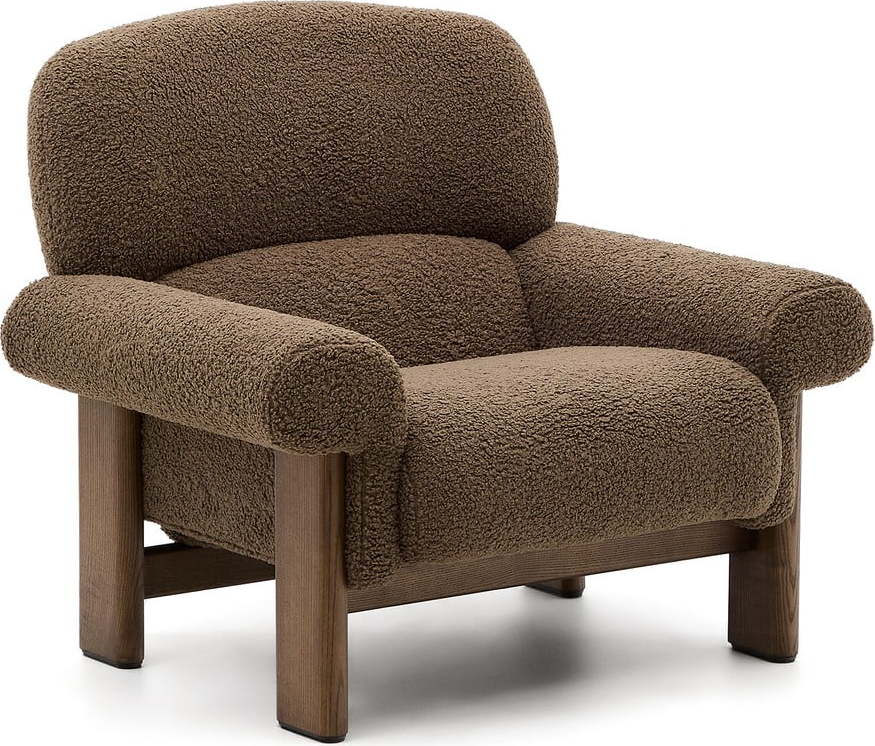 Hnědé křeslo z textilie bouclé Nema – Kave Home Kave Home