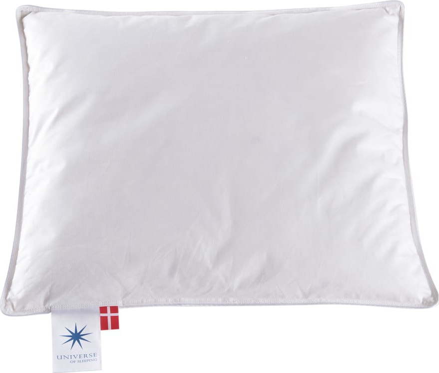 Dětský polštář s péřovou výplní 40x45 cm Capella Junior – Universe of Sleeping Universe of Sleeping