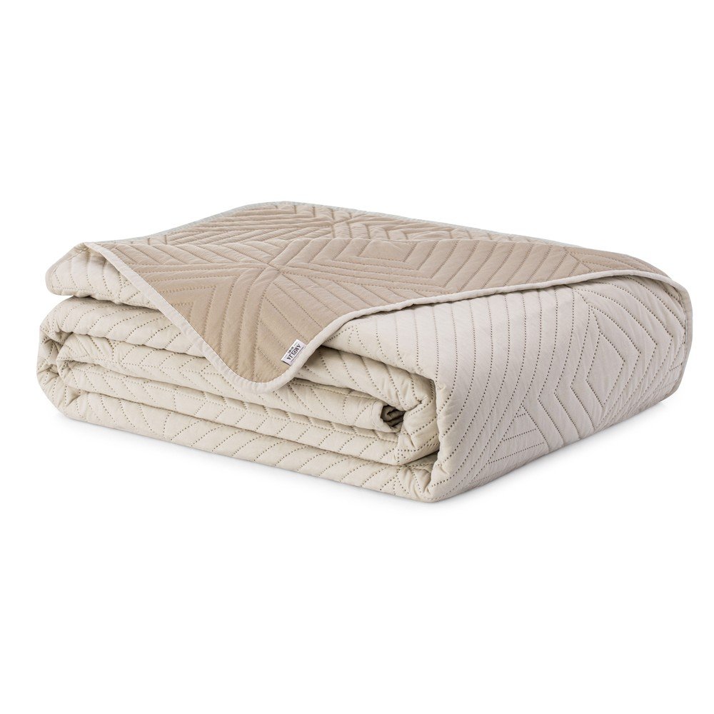 Béžový prošívaný přehoz z mikrovlákna 240x260 cm Softa – Restilo Restilo