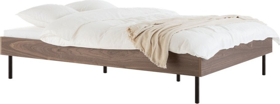 Dvoulůžková postel z dřevotřísky v dekoru ořechu bez čela s roštem 160x200 cm v tmavě přírodní barvě Streiko – noo.ma NOO.MA