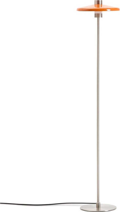 Oranžová stojací lampa s kovovým stínidlem (výška 130 cm) Nuvira – Kave Home Kave Home