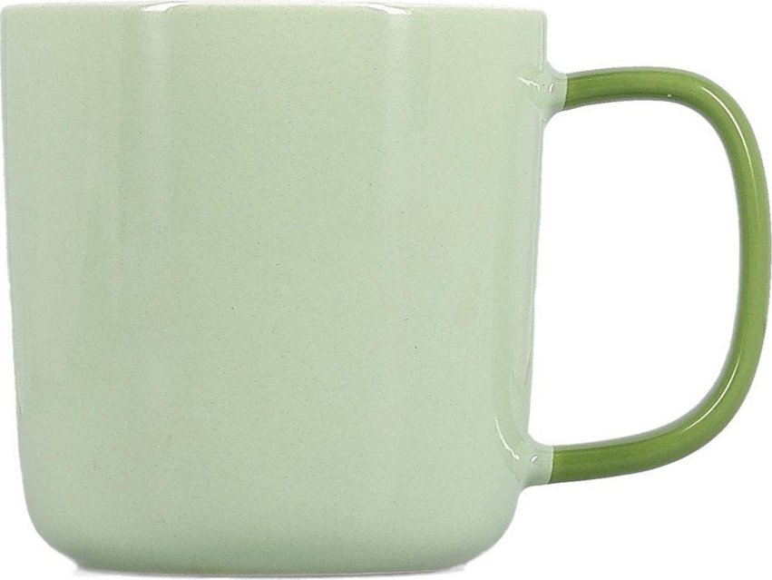 Zelený hrnek z kostního porcelánu 370 ml Mae – ONA ONA